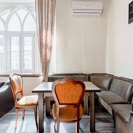 Central Location King Size Bed Tbilisi Exterior foto